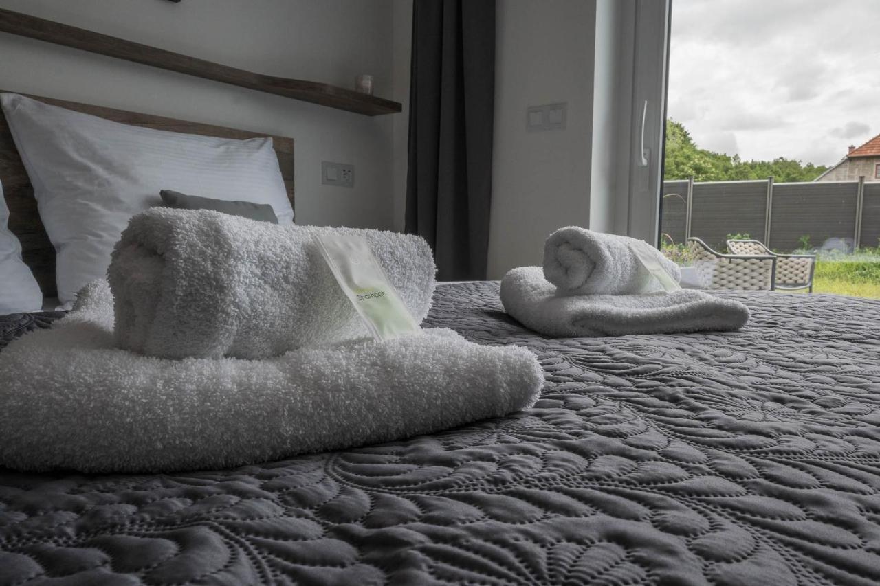 Veltlin Bed & Wine Hotel Valtice Exterior photo